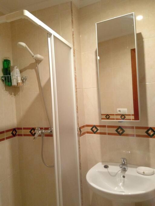 A Bruxo Fonte 8 Pzs 2 Banos Full Reg Vut38509 Apartman Luarca Kültér fotó
